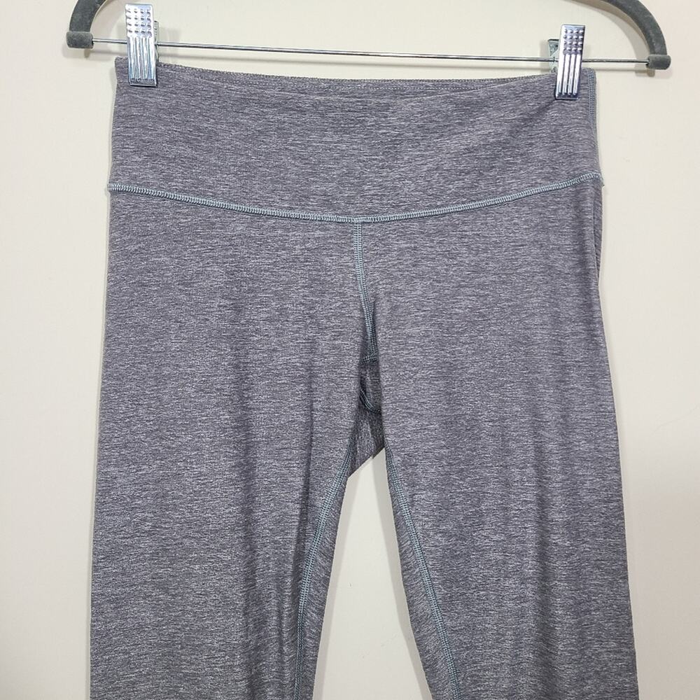 Lululemon Wunder Under Heathered Medium Grey Crop Size 6